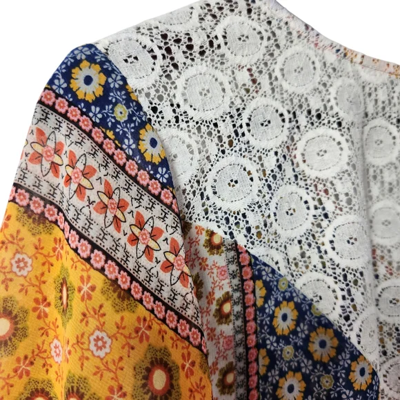 Figueroa & Flower Boho Patchwork Lace Trim Blouse Small V-Neck Flowy Festival - Picture 5 of 16